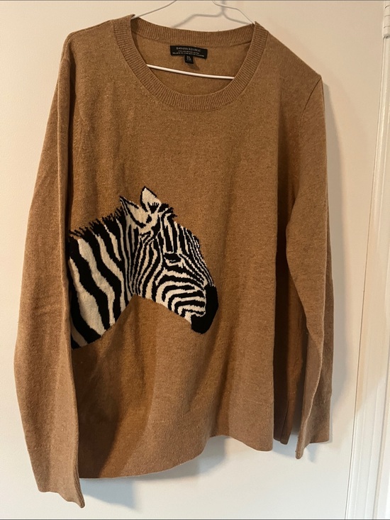 Banana Republic Sweaters - Banana Republic Camel Brown Crewneck with Zebra Motif